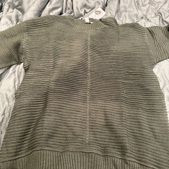 NWT Nine West Green Crew Neck Sweater with Ribbed Texture - Picture 1 of 5